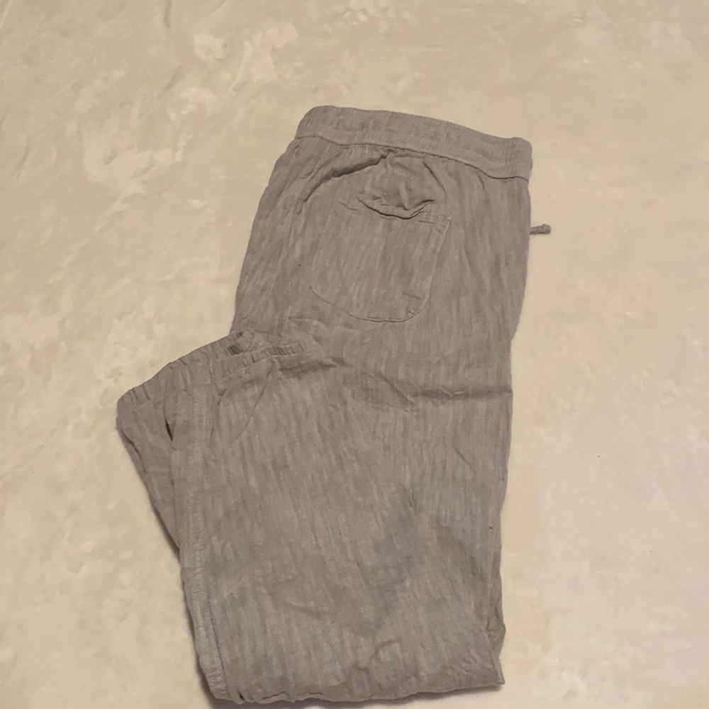 Gap jogger style pants